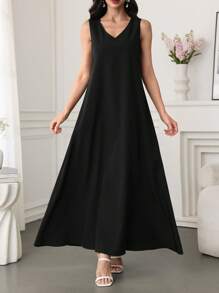 Al Najma Women V-Neck Arabic Style Dress, Spring/Summer - Black and White - View 8