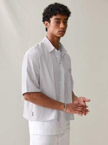 SWAVVY Men's Fashionable Casual Stripe Printed Loose Short Sleeve Shirt, Spring/Summer