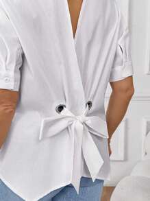 SHEIN Clasi Blus Wanita Ukuran Besar Elegan Lengan Pendek Putih Musim Panas dengan Pita di Bagian Belakang untuk Wanita - Putih - View 4