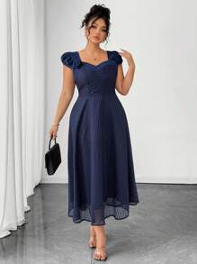 SHEIN LUNE Plus Size Solid Color Elegant Dress With 3D Floral Sweetheart Neck Decor - Black - View 5