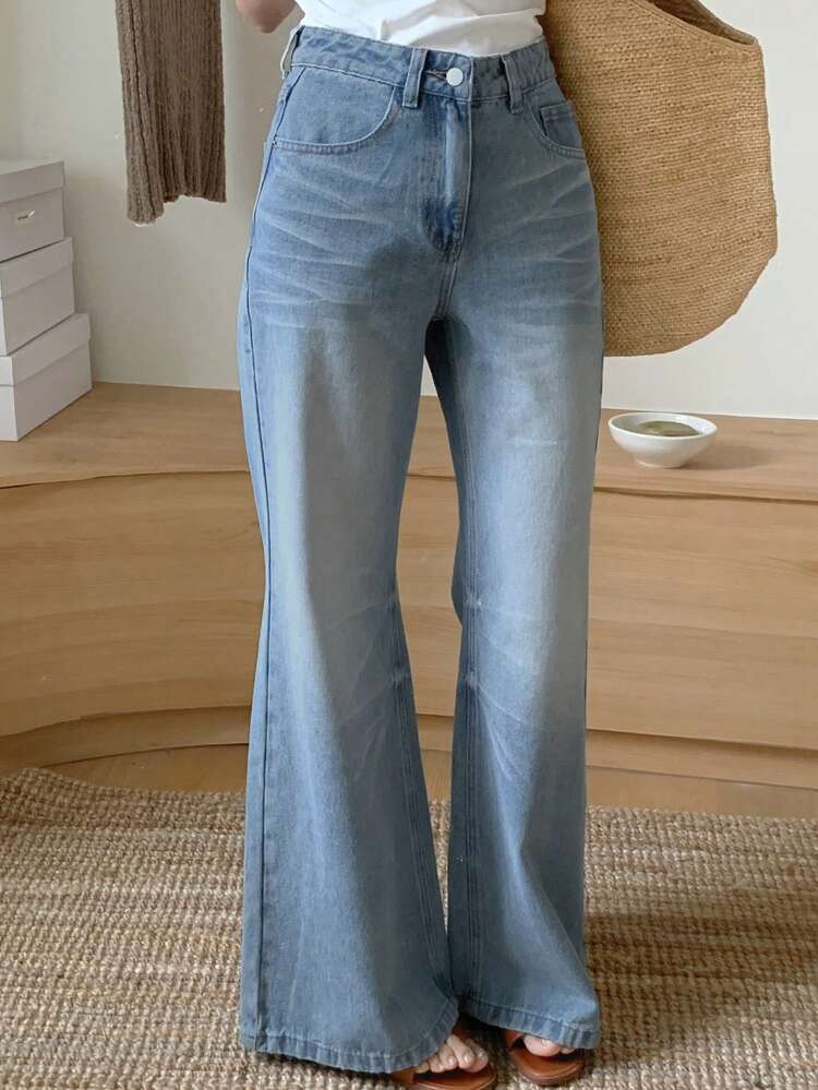 Women's Regular Waisted Flare Leg Casual Jeans