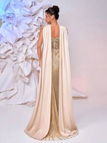 Glamrae 奢华优雅肤色串珠刺绣方领鱼骨塑形露背美人鱼下摆礼服（重绣款式），适合多种场合