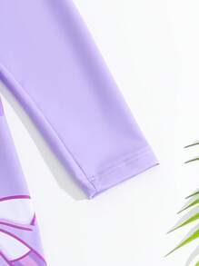 SHEIN Traje de baño de manga larga y pantalones con diseño de unicornio y arcoíris para niñas/bebés, ideal para parques acuáticos y diversión en el agua - Multicolor - Ver 3