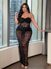 Flirla Plus Size Women Sexy Abstract Lace Backless Bodycon Mini Dress - Black - View 3