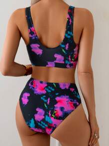 SHEIN Swim 2 件套女士扎染随机印花圆领无袖上衣和高腰三角裤，休闲简约海滩度假背心和比基尼