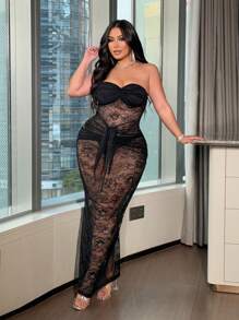 Flirla Plus Size Women Sexy Abstract Lace Backless Bodycon Mini Dress - Black - View 5