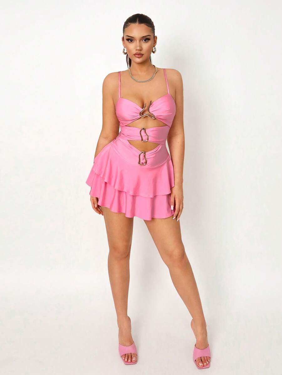 Zolique 女士金属装饰深 V 领性感无袖洋红色连体裤，适合度假穿着 - 粉色 - 查看 1