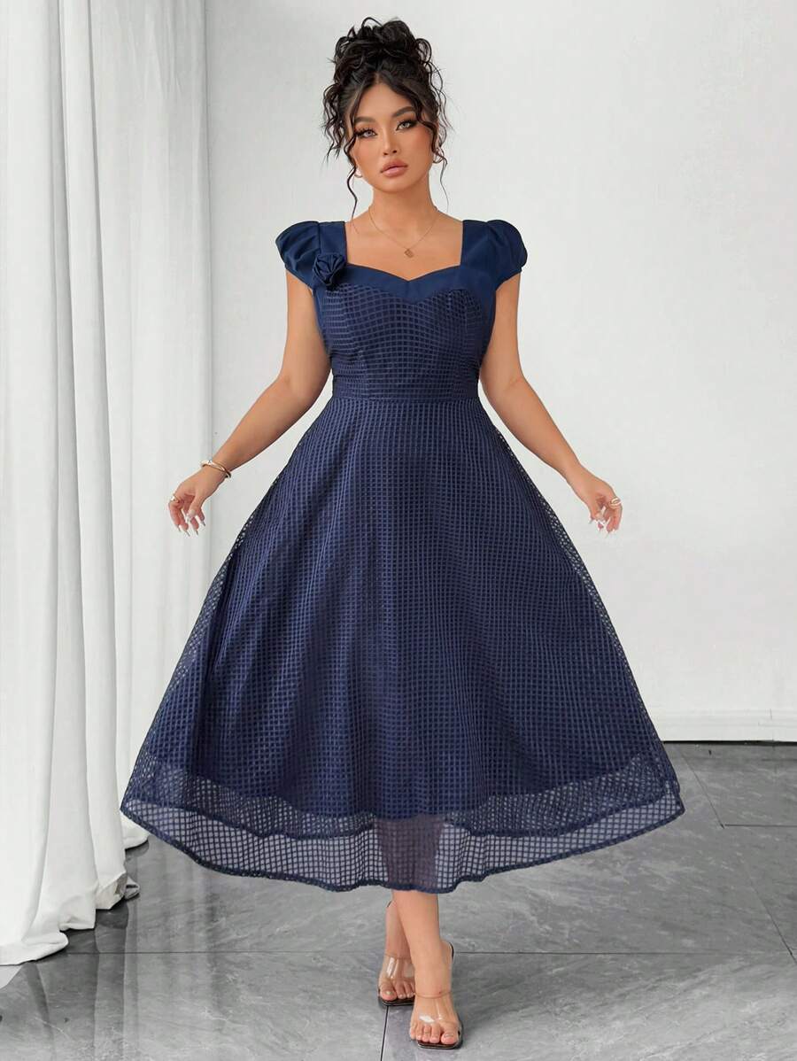 SHEIN LUNE Plus Size Solid Color Elegant Dress With 3D Floral Sweetheart Neck Decor - Black - View 1