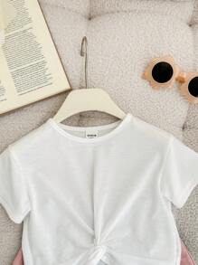SHEIN Leap Crew Babygirl 夏季可爱针织白色短袖扭纹上衣短裤套装 - 彩色 - 查看 4
