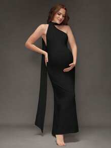 SHEIN Solid Color Long Slim-Fit Maternity Gown With Tie Back For Photoshoot - Black - View 1