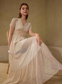 MOTF PREMIUM CONTRAST LACE APPLIQUES DRESS - Apricot - View 6