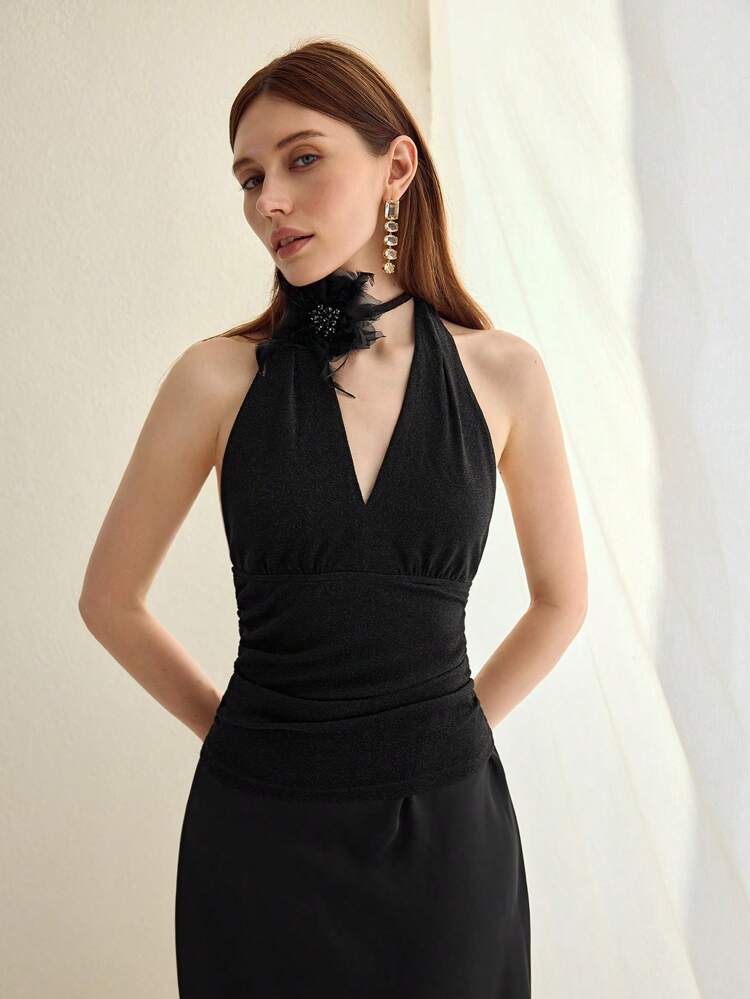 MOTF STUDIO FLORAL PATCHED HALTERNECK TOP