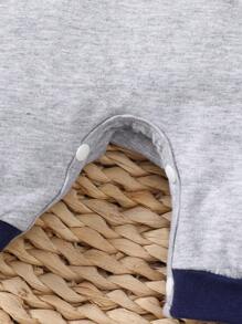 SHEIN Summer Newborn Baby Boy Lapel Splicing Gray Short Sleeved Bear Romper Fashionable Casual Sports