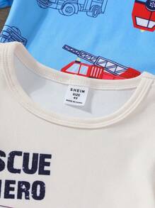 SHEIN 4 件套小男孩卡通汽车图案弹性柔软舒适针织面料短袖 T 恤和短裤睡衣套装，浅桃色和蓝色