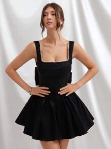 L'Amorae 女士塔夫绸珍珠装饰方形领口低圆领后背修身喇叭形蝴蝶结细节优雅迷你连衣裙 - 黑色 - 查看 3