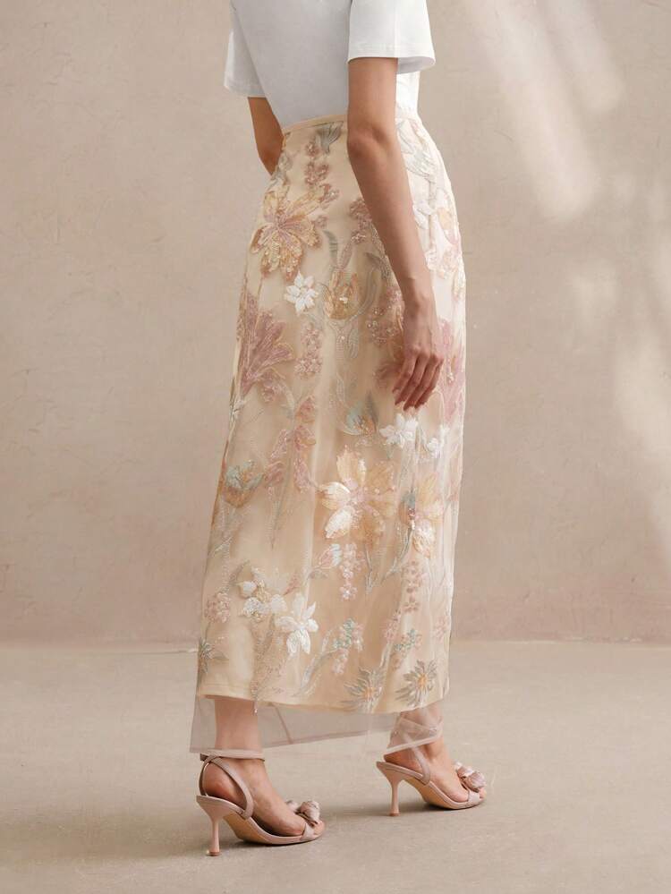Elegant & Fashionable Sequins Embroidered Floral Mini Skirt, Spring/Summer