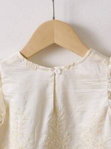 SHEIN 2pcs/Set Young Girl Vacation Casual Solid Embroidery Blouse And Pants Set - White - View 5