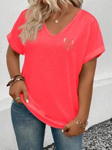 SHEIN Plus Size Women V-Neck Loose Gradient Heart Print Short Sleeve T-Shirt, New Fashion - Red - View 3