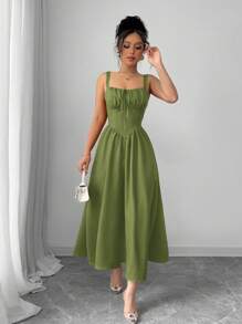 Rafferiza 女款红色纯色情人节度假休闲连衣裙荷叶边前系带蝴蝶结可爱优雅吊带后背不对称腰部修身A字下摆2025夏季新款长裙 - 綠色 - 查看 7