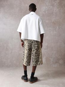 SUMWON Designer Printed Bermuda Shorts Snake Pattern Wide Leg Loose Fit Summer Knee Length Cotton Shorts Relaxed Casual Resort Wear