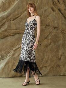 SHEIN LUNE 女士优雅花卉印花流苏夏季休闲度假梭织数码印花流苏吊带长款中长连衣裙生日女士休闲连衣裙女士短款连衣裙夏季女士白色连衣裙女士加大码太阳裙 - 黑色 - 查看 1