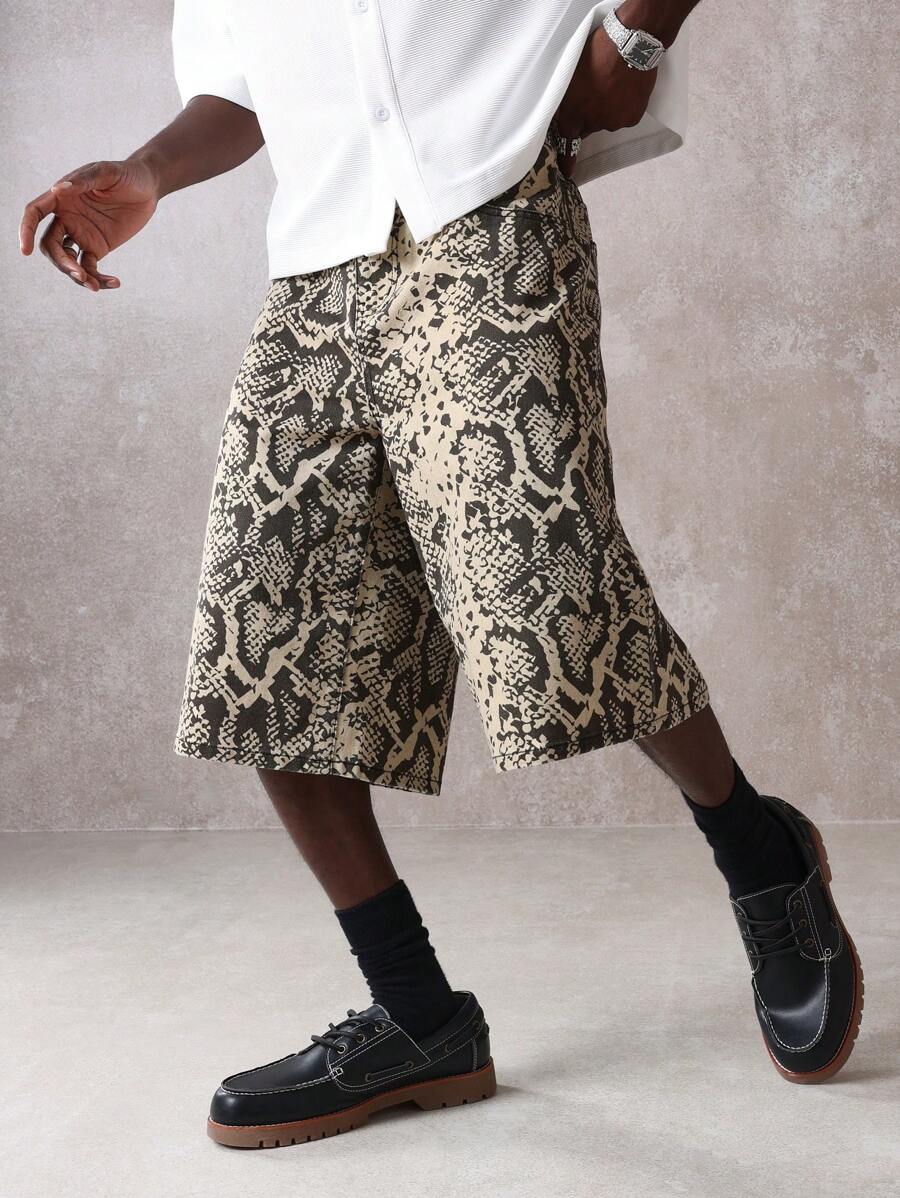 SUMWON Designer Printed Bermuda Shorts Snake Pattern Wide Leg Loose Fit Summer Knee Length Cotton Shorts Relaxed Casual Resort Wear