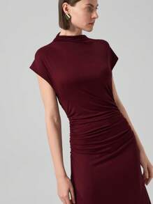 Ontre 2026 New Elegant Style Women's Dress, Wedding Guest Dress, Knitted Fabric, Comfortable Stretchy, Flutter Sleeve, Versatile For All Seasons, Business Casual Office Wear, High-Quality Airport Fashion Modern Urban Casual Fashion Business Casual Women's Office Wear Low-Key Old Money Style Effortless Temperament High-End Urban Commuting High-Quality Airport Women's Wear High-End Material High-End, Elegant, Old-Fashioned Cruise Attire For Wedding Guests - Maroon - View 4