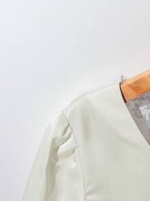 EMERY ROSE Summer New V-Neck Floral Short Sleeve Satin Blouse, Elegant Commuting Top For Women