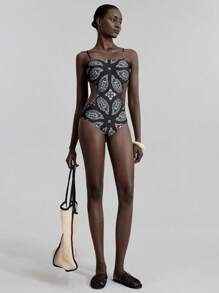 Ontre 2025 New Arrival, Beach Swimsuit, Comfortable Casual Style, Printed Pattern, Spaghetti Straps, Waist Cutout, Black & White Printed, One-Piece Swimsuit For Women, Beach Outfit, Bohemian Style Resort Wear, Summer Ins Influencer Same Style, Exotic Atmosphere, Country Music Festival, Western Style, Premium Fabric, Comfortable - Black and White - View 4