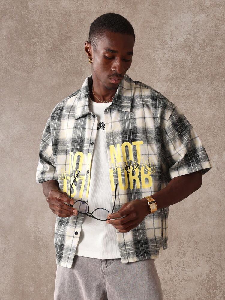 Camicia a maniche corte in flanella a quadri con bottoni oversize