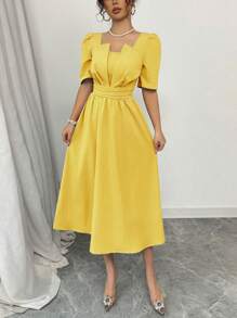 Rafferiza Blaues minimalistisches taillenumschließendes Midi-Kleid