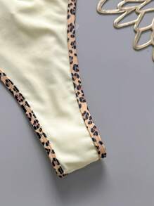 Swim Vcay Set de 2 bikinis sexy con cuello de halter y decoración metálica con estampa aleatoria, para el verano