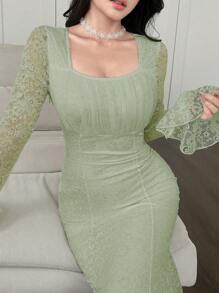 Modelyn Women's Lace Patchwork Bell Sleeve Bodycon Fishtail Dress, Elegant And Sexy Fall Cloth For Women - Green - View 4