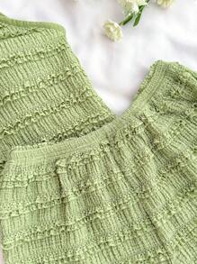 SHEIN Conjunto de 2 piezas de niña adolescente con short verde de cuello de halter, colores macarrón, encaje texturizado, casual y fresco, adecuado para vacaciones de verano - Verde - Ver 6