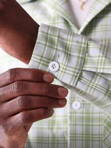 SUMWON 格纹印花超大纽扣复古风格短夹克休闲春季街头服饰轻便上衣