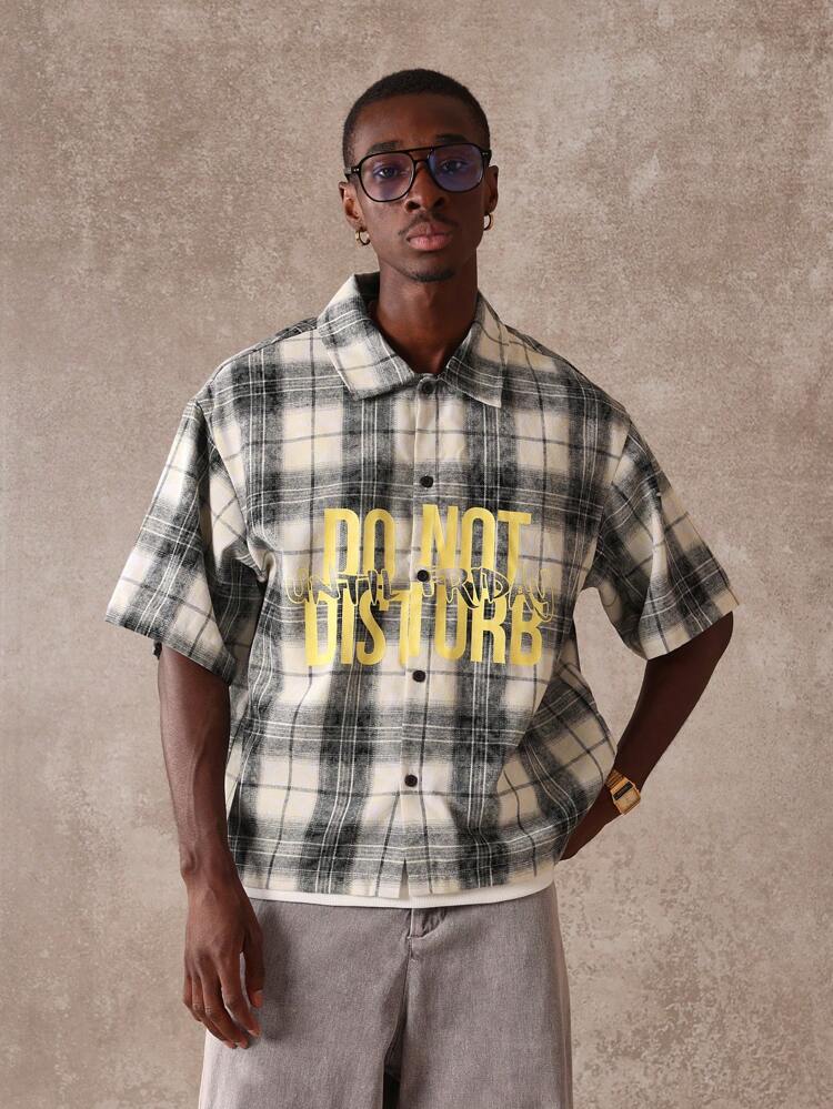 Camicia a maniche corte in flanella a quadri con bottoni oversize