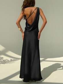 Aloruh Sexy & Elegant Solid Color Backless Dress - Black - View 2