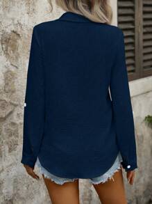 EMERY ROSE Camicia casual minimalista a maniche lunghe, con colore unito, tasche e bottoni - Blu Navy - Visualizzare 2