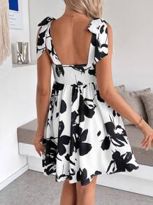 SHEIN Maternity Camisole Dress, Fashionable For Summer Summer Outfits For Women Women's Floral Print Spaghetti Strap Short Elegant Dress - Black and White - View 2