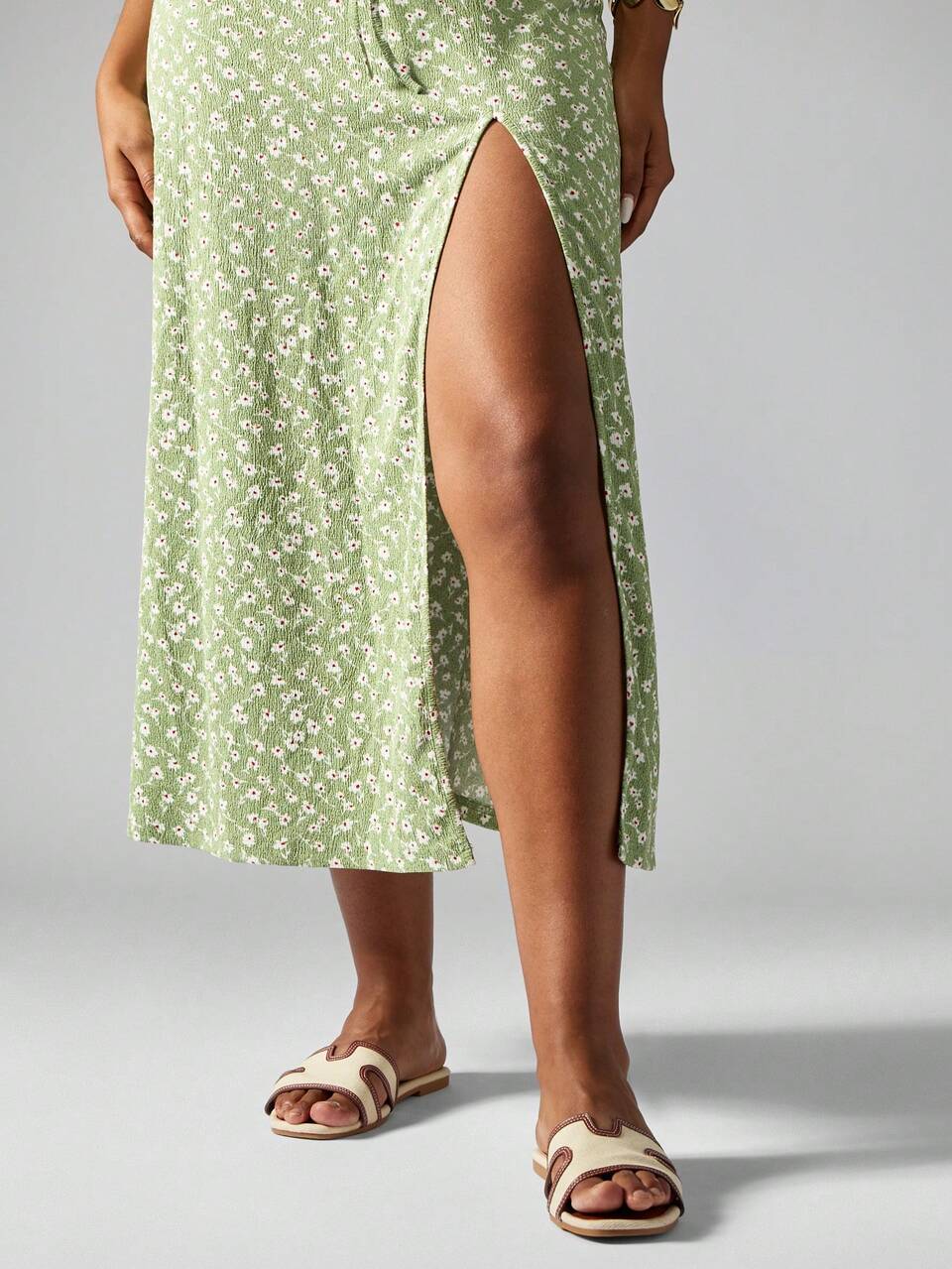 MISSGUIDED Floral Print Midi Dress Milkmaid Bustier Slit Sundress Summer Spring Resort Ruched Front Split Leg Spaghetti Strap Holiday Vacation Brunch