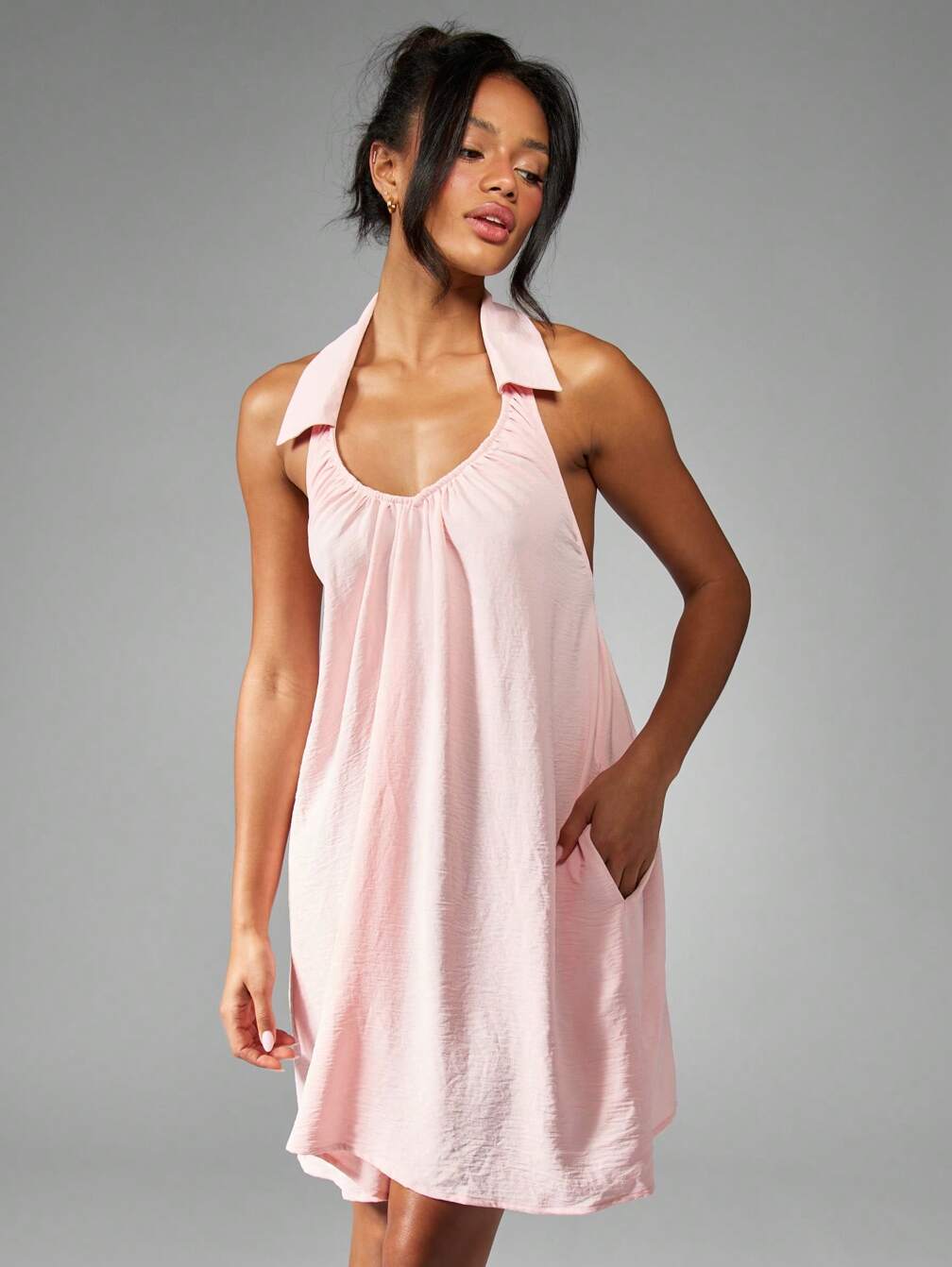 missguided backless dress Halter Neck Gathered Neckline Mini Dress｜MISSGUIDED stickers:bb_exclusive 38 Unforgettable 2000s Fashion Size:42F Long Sleeve Woven Fabric
