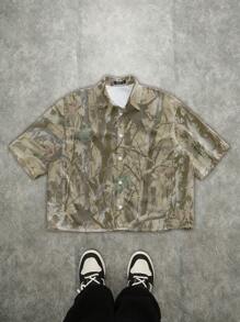 Manfinity ZONE917 Camisa suelta y recortada con estampado de ramas muertas y camuflaje para el estilo callejero de los hombres