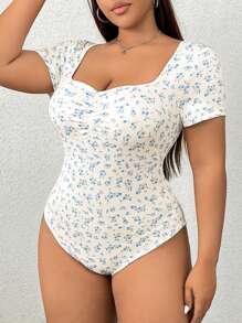 SHEIN EZwear Plus Size Summer Casual Blue & White Ditsy Floral Bodysuit - Blue and White - View 3