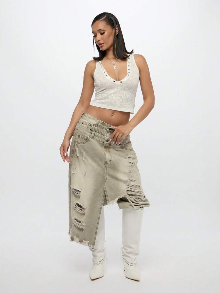 SUMWON WOMEN Studded Accent Textured Fabric Crop Tank Top
