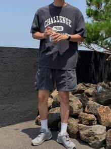 DAZY Conjunto de 2 piezas para hombre, camiseta de manga corta con estampado de letra y pantalones cortos - Azul Marino - Ver 4