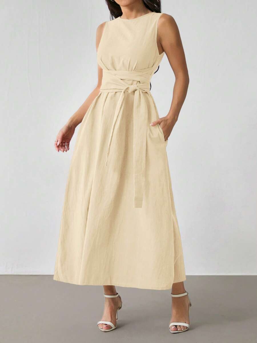 SHEIN PETITE 女士纯色简约无袖裹身裙，休闲日常穿着 - 米色 - 查看 1