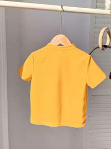 SHEIN Niño pequeño Camisa de manga corta con cuello mao amarilla, versátil y bonita para ocasiones casuales de verano, adecuada para fiestas de cumpleaños, fiestas de noche, presentaciones, bodas, baby showers, o celebraciones de primer cumpleaños - Amarillo - Ver 5