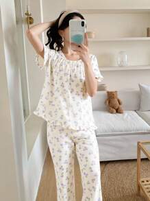 Spring Tween Girl Bowknot Pleated Ditsy Floral Textured Fabric Top And Shorts 2 Pieces Pajama Set