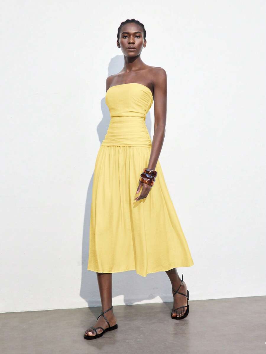 Maija 奶油黄色女式短款低腰连衣裙，现代度假休闲设计，柔软可调节细肩带低腰 A 字飘逸波西米亚海滩连衣裙，夏季 - 黃色 - 查看 1