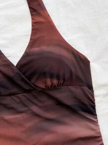 Soleia 扎染露背 V 领褶饰网眼浪漫迷你连衣裙，适合节日、约会之夜、情人节、下午茶